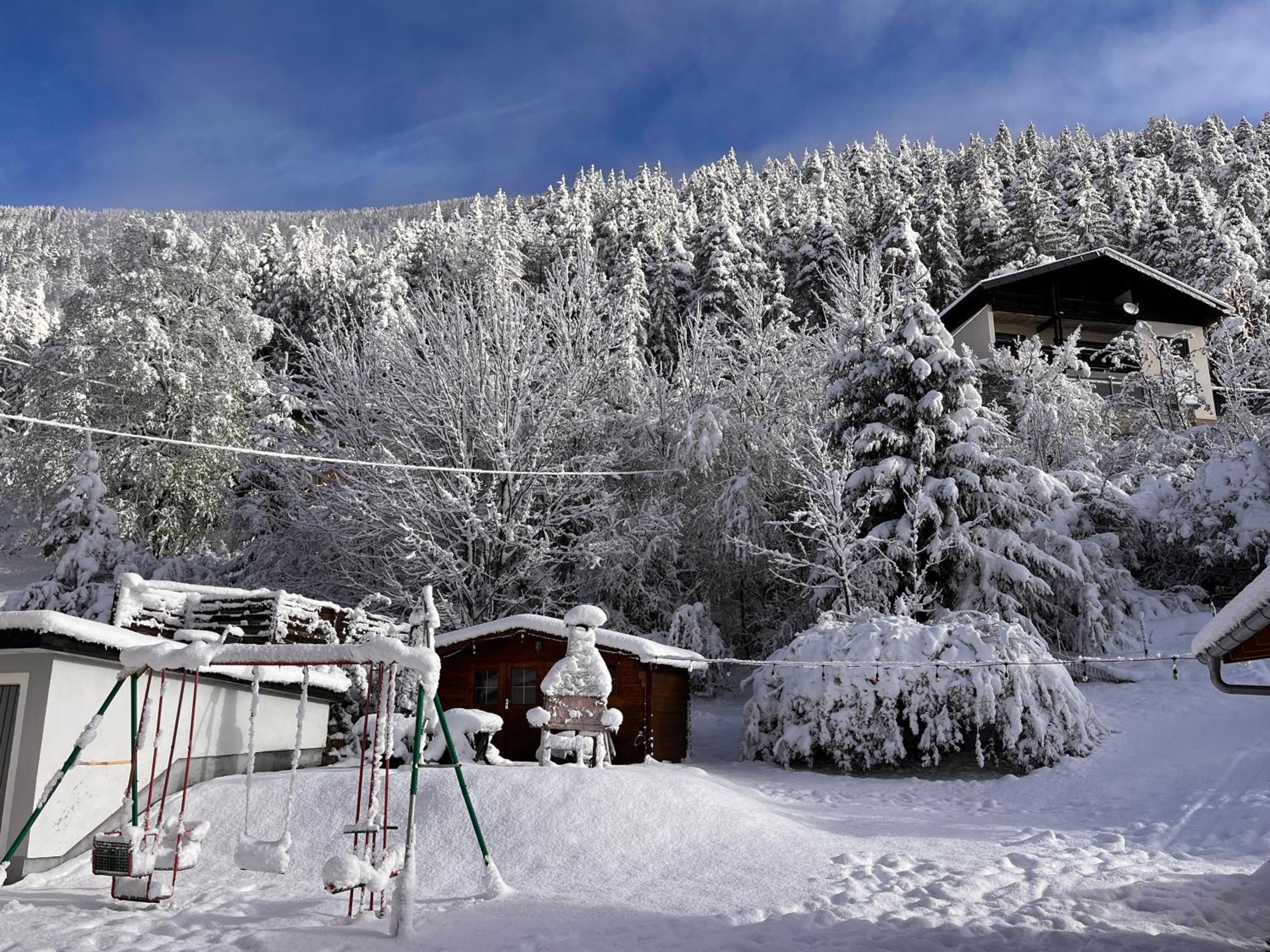 Haus Im Hochtal Lägenhet Bad Bleiberg Exteriör bild